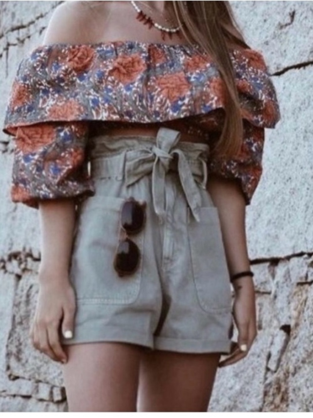 Zara High-Waist Paperbag Shorts in Light Beige